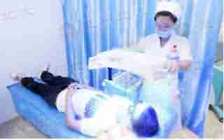 了解青春痘的症状 对症治疗是关键-lni